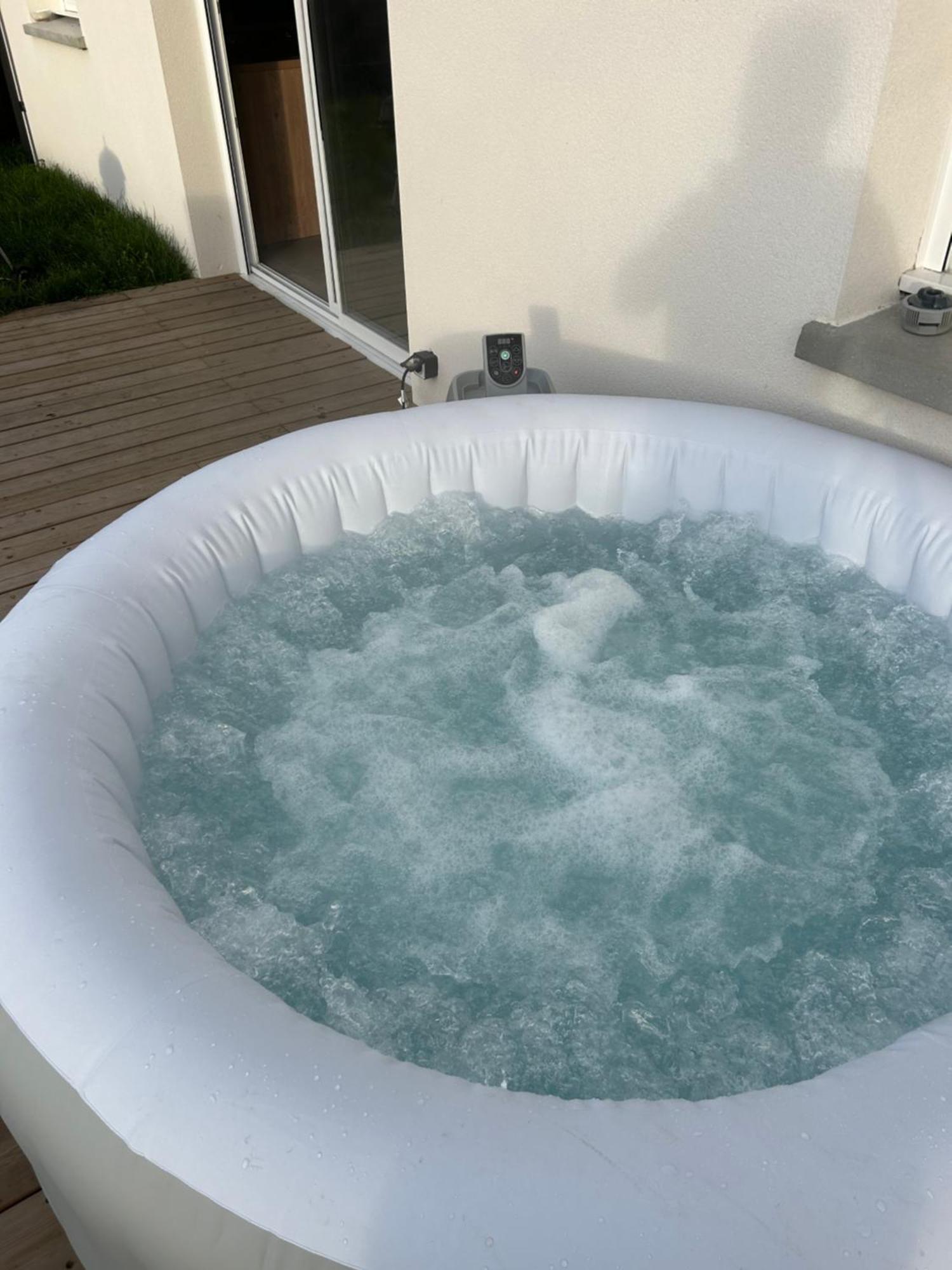 Aux Portes De Bordeaux Maison Cocooning Avec Piscine アンバーレ・エ・ラグラーヴ エクステリア 写真
